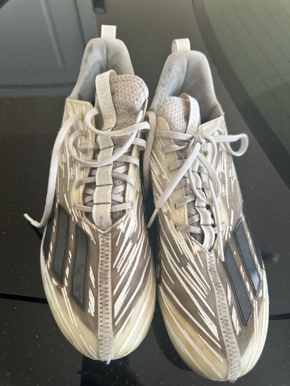 adidas Men's Gray and Beige Patterned Running Sneakers